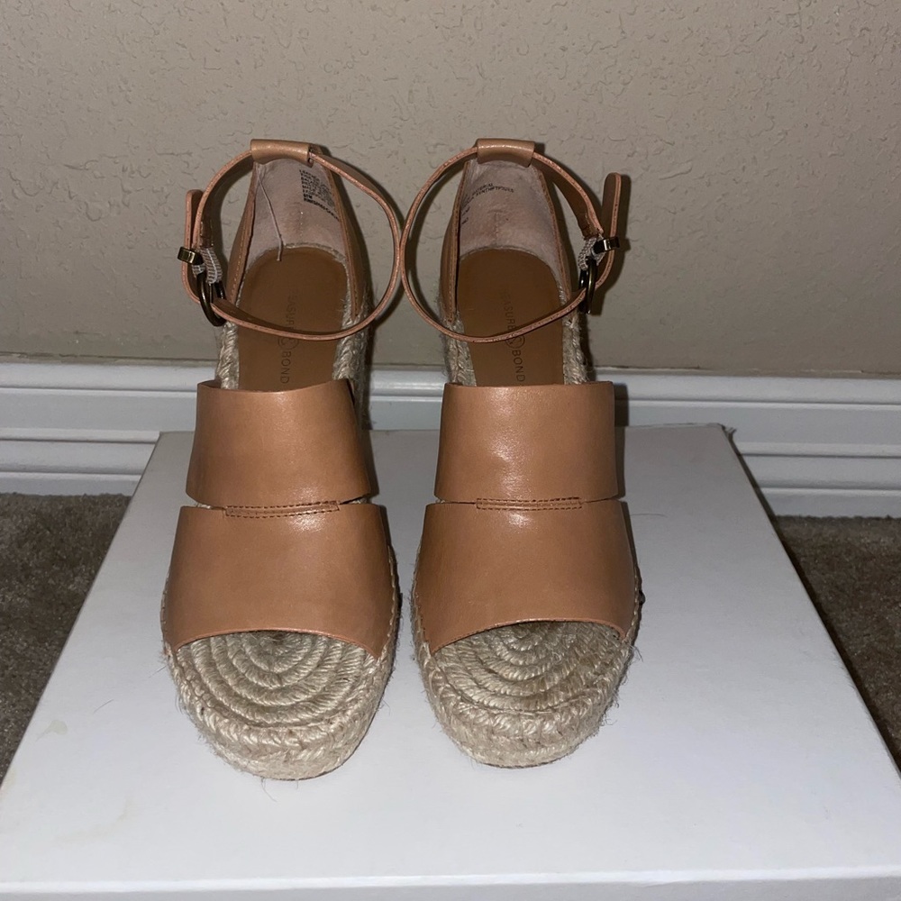 Treasure Bond Wedges